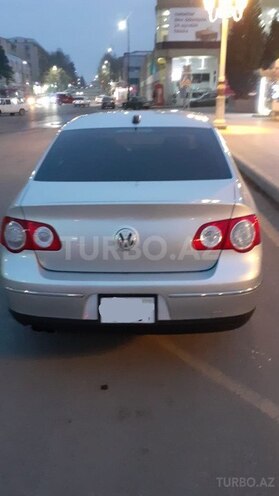 Volkswagen Passat 2005, 220,000 km - 2.0 л - Bakı
