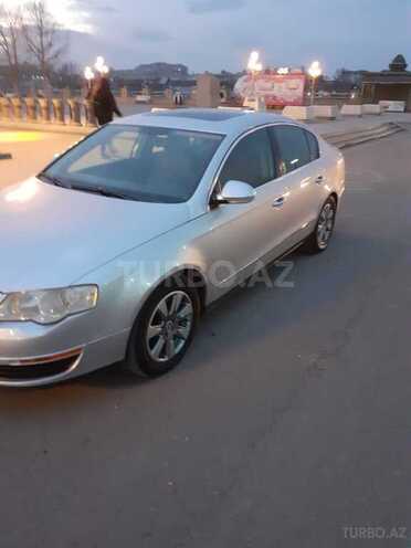 Volkswagen Passat 2005, 220,000 km - 2.0 л - Bakı