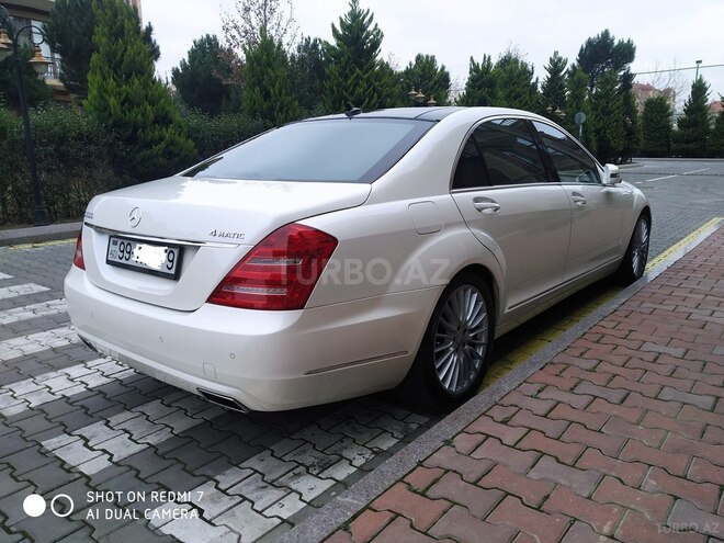 Mercedes S 500 4MATIC 2010, 153,700 km - 5.5 л - Bakı