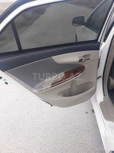 Toyota Corolla 2012, 267,322 km - 1.8 л - Bakı