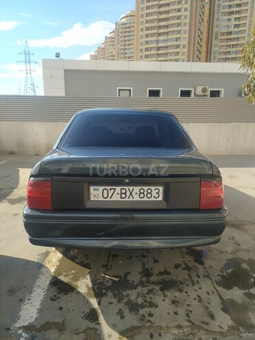 Opel Vectra 1993, 300,000 km - 1.7 л - Bakı