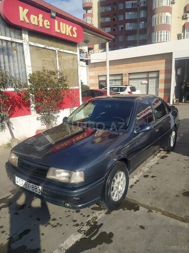 Opel Vectra 1993, 300,000 km - 1.7 л - Bakı