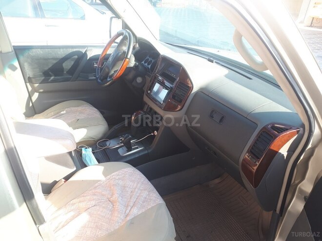 Mitsubishi Pajero 2003, 410,000 km - 2.8 l - Gəncə