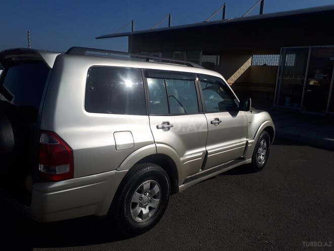 Mitsubishi Pajero 2003, 410,000 km - 2.8 l - Gəncə