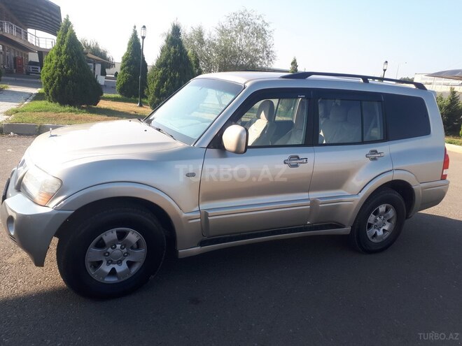 Mitsubishi Pajero 2003, 410,000 km - 2.8 l - Gəncə