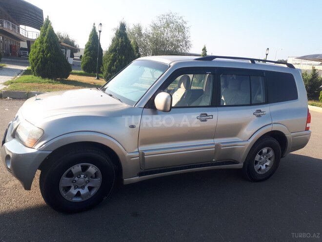 Mitsubishi Pajero 2003, 410,000 km - 2.8 l - Gəncə