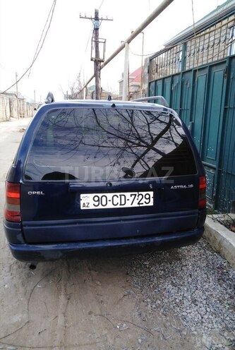 Opel Astra 1995, 303,000 km - 1.6 l - Bakı