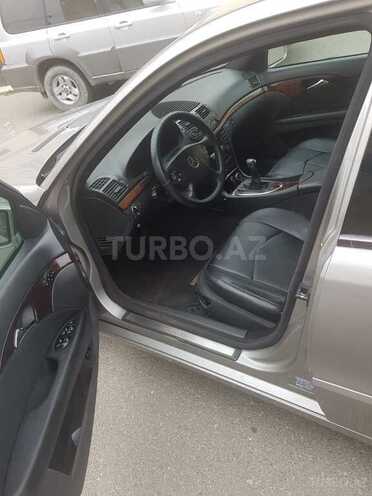 Mercedes E 220 2003, 266,000 km - 2.2 l - Bakı