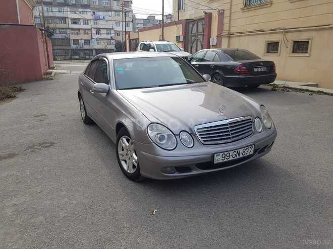 Mercedes E 220 2003, 266,000 km - 2.2 l - Bakı