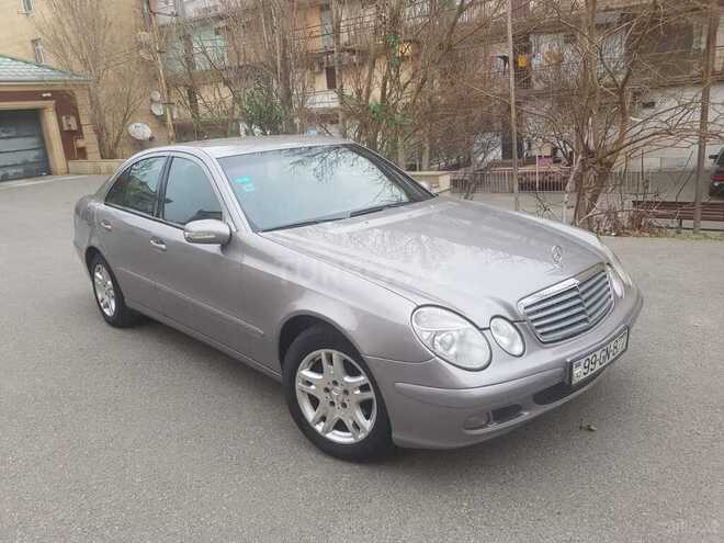 Mercedes E 220 2003, 266,000 km - 2.2 l - Bakı