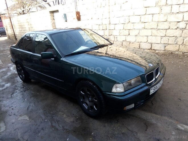 BMW 325 1992, 333,000 km - 2.5 l - Bakı