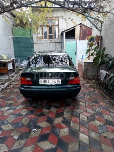 BMW 325 1992, 333,000 km - 2.5 l - Bakı