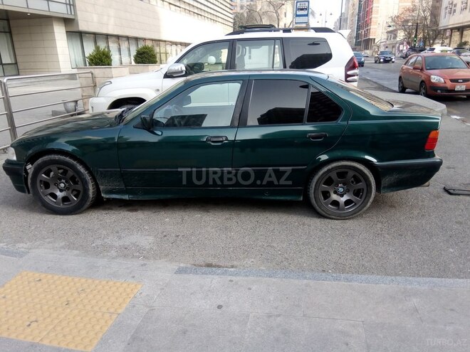 BMW 325 1992, 333,000 km - 2.5 l - Bakı