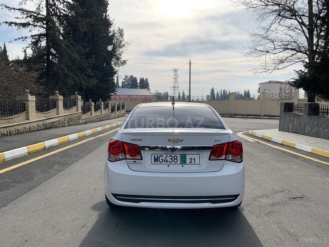 Chevrolet Cruze 2014, 62,876 km - 1.4 l - Zaqatala
