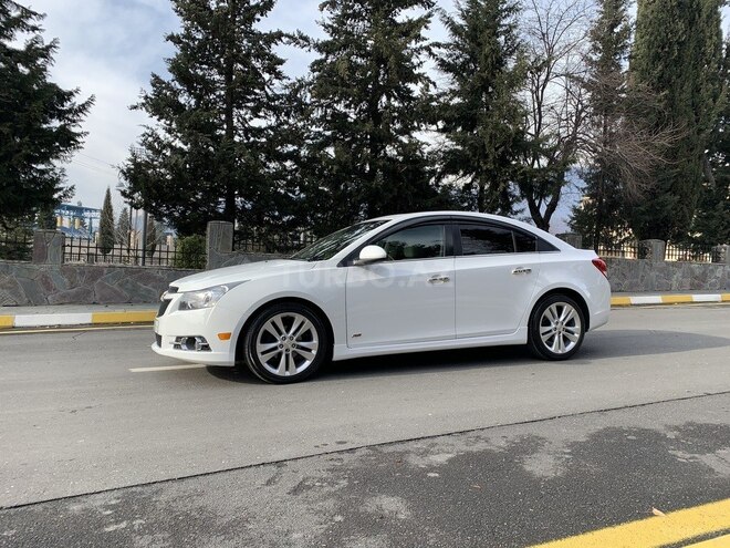 Chevrolet Cruze 2014, 62,876 km - 1.4 l - Zaqatala