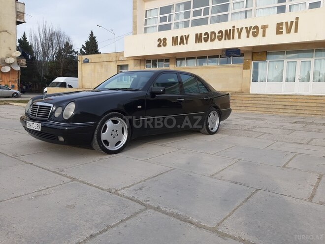Mercedes E 320 1998, 412,000 km - 3.2 l - Sumqayıt