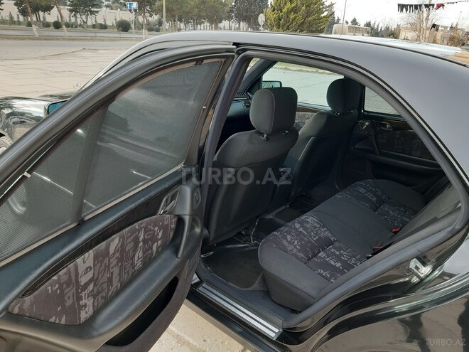 Mercedes E 320 1998, 412,000 km - 3.2 l - Sumqayıt