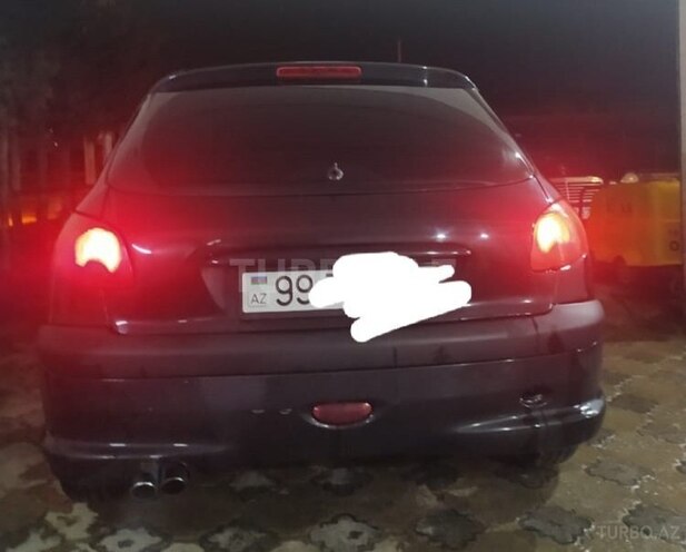 Peugeot 206 2004, 254,444 km - 1.4 l - Bakı