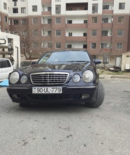 Mercedes E 240 2000, 186,100 km - 2.4 l - Bakı