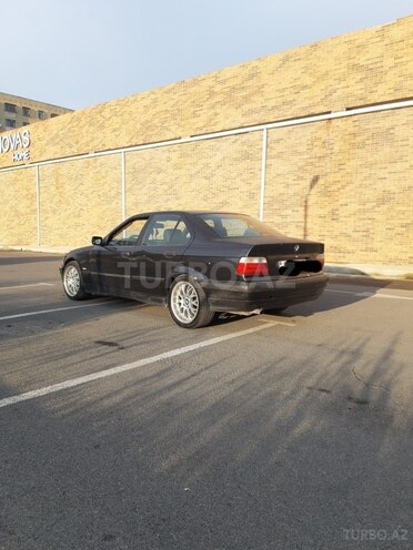 BMW 320 1997, 127,800 km - 2.0 l - Bakı