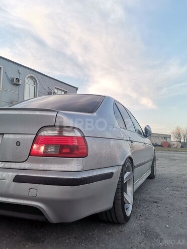 BMW 525 2000, 233,000 km - 2.5 l - Bakı
