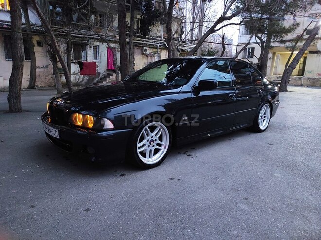 BMW 525 2002, 325,000 km - 2.5 l - Bakı