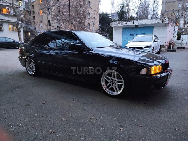 BMW 525 2002, 325,000 km - 2.5 l - Bakı