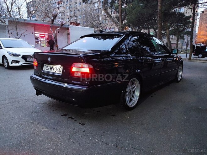 BMW 525 2002, 325,000 km - 2.5 l - Bakı
