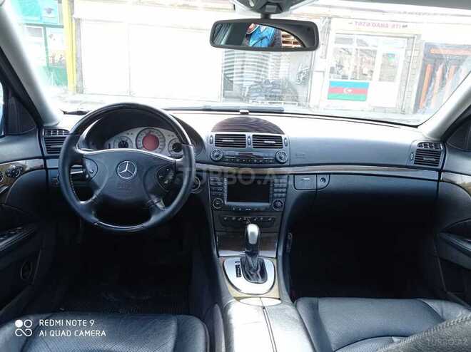 Mercedes E 320 2002, 274,312 km - 3.2 l - Bakı