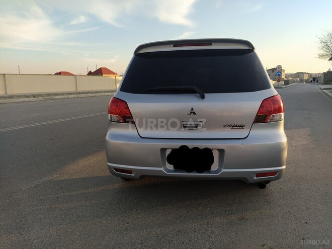 Mitsubishi Airtrek 2003, 230,000 km - 2.0 l - 