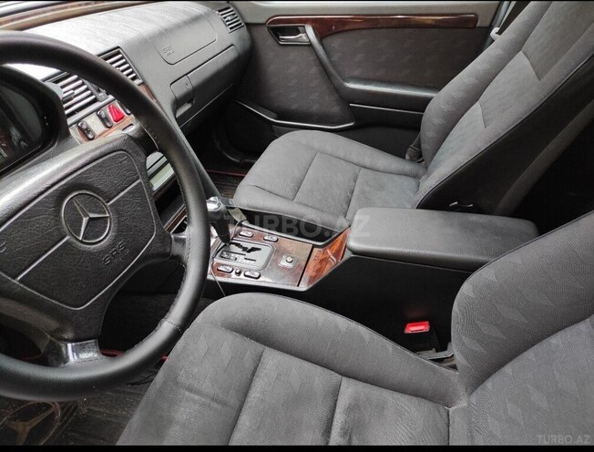 Mercedes C 230 1997, 256,000 km - 2.3 l - Bakı