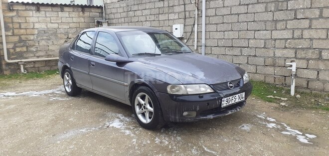 Opel Vectra 1996, 240,000 km - 2.0 l - Bakı