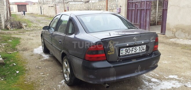 Opel Vectra 1996, 240,000 km - 2.0 l - Bakı