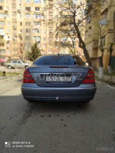 Mercedes E 220 2002, 301,236 km - 2.2 l - Bakı