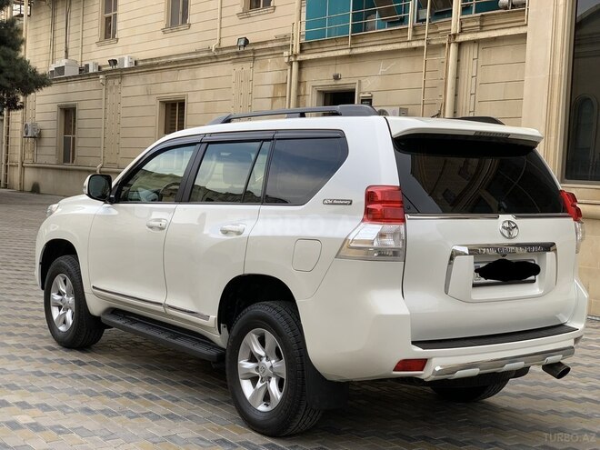 Toyota Prado 2012, 133,777 km - 2.7 l - Bakı