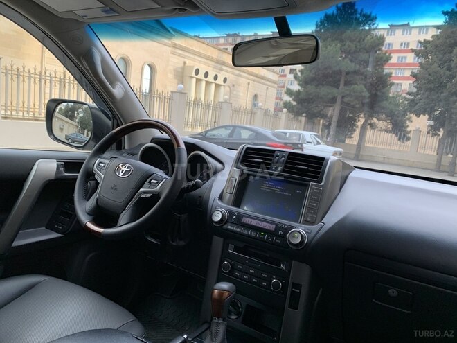 Toyota Prado 2012, 133,777 km - 2.7 l - Bakı