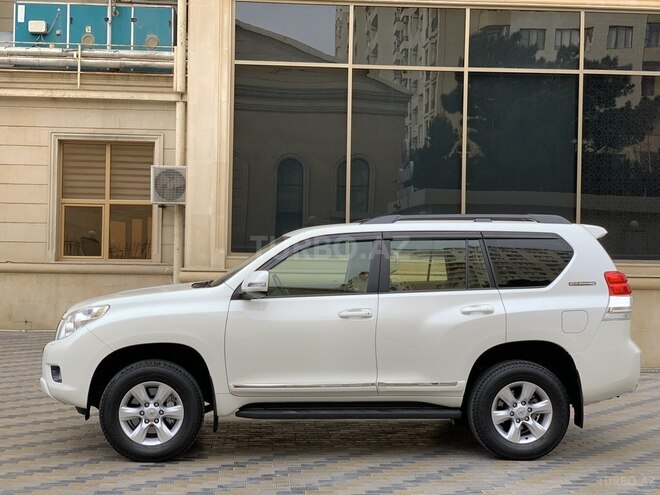 Toyota Prado 2012, 133,777 km - 2.7 l - Bakı
