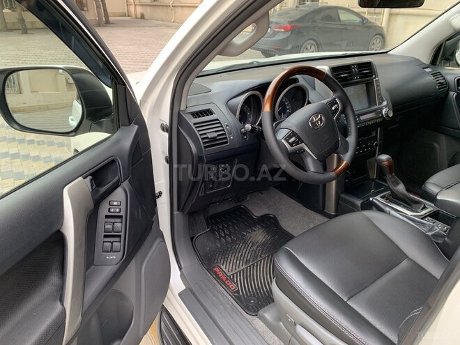 Toyota Prado 2012, 133,777 km - 2.7 l - Bakı