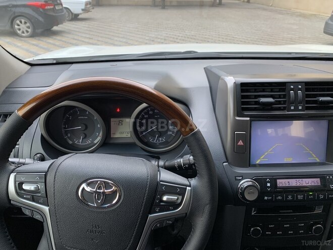 Toyota Prado 2012, 133,777 km - 2.7 l - Bakı