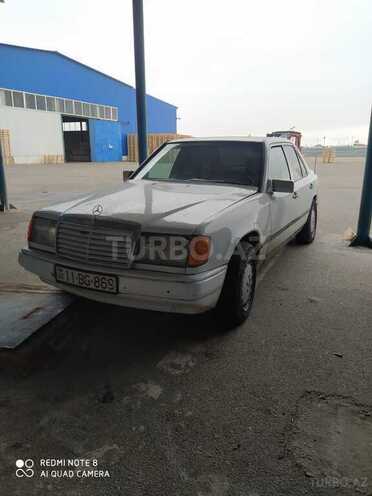 Mercedes E 200 1988, 234,543 km - 2.0 l - Sumqayıt