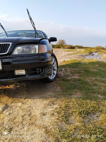 Nissan Maxima 1997, 145,000 km - 3.0 l - Quba