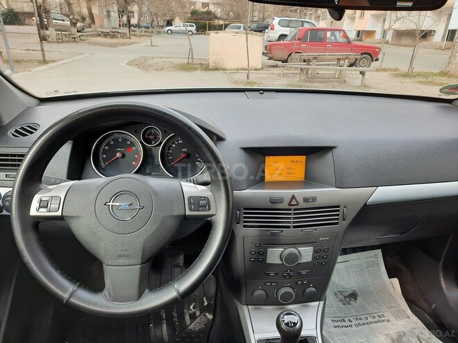 Opel Astra 2005, 200,000 km - 1.4 l - Sumqayıt