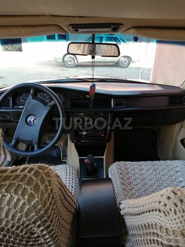 Mercedes 190 1986, 775,000 km - 2.0 l - Bərdə