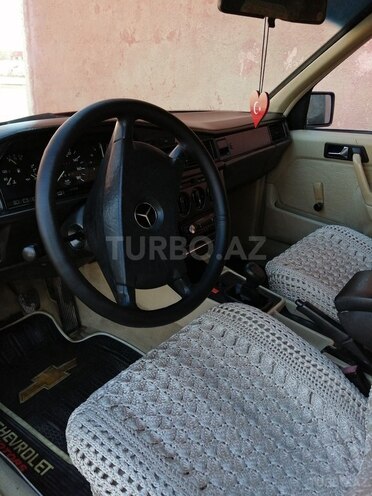 Mercedes 190 1986, 775,000 km - 2.0 l - Bərdə