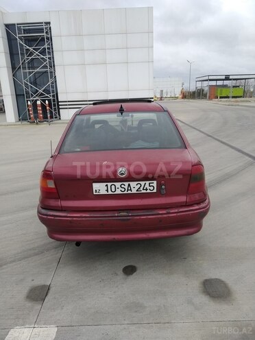 Opel Astra 1992, 490,249 km - 1.6 л - Xızı