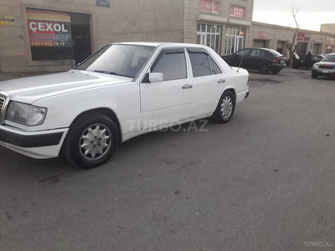Mercedes E 200 1991, 128,000 km - 2.0 l - Bakı