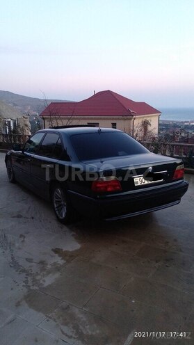 BMW 728 2000, 498,000 km - 2.8 l - Bakı
