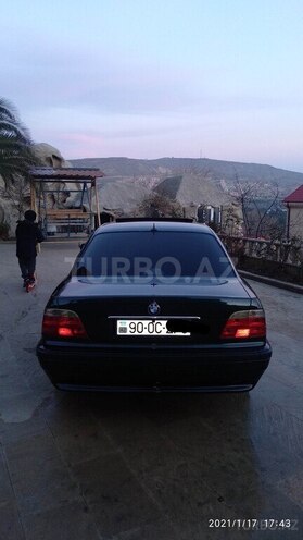 BMW 728 2000, 498,000 km - 2.8 l - Bakı