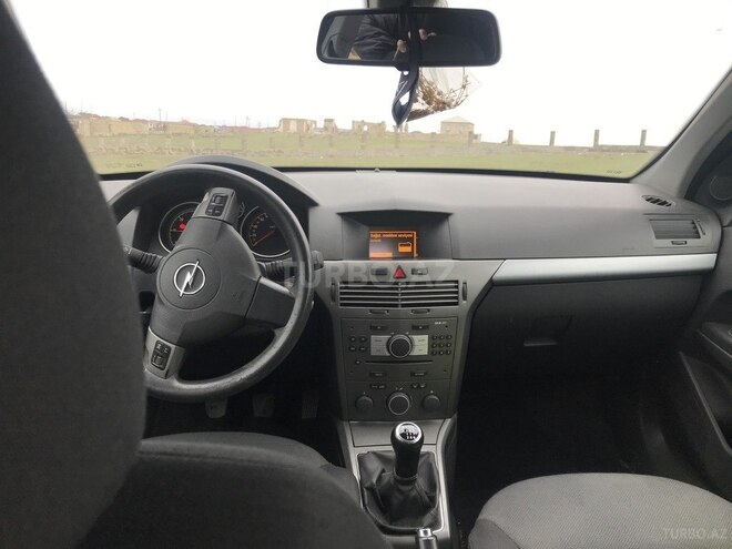 Opel Astra 2006, 202 km - 1.3 л - Bakı