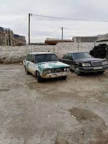 LADA (VAZ) 2106 1983, 400,000 km - 1.6 л - Bakı